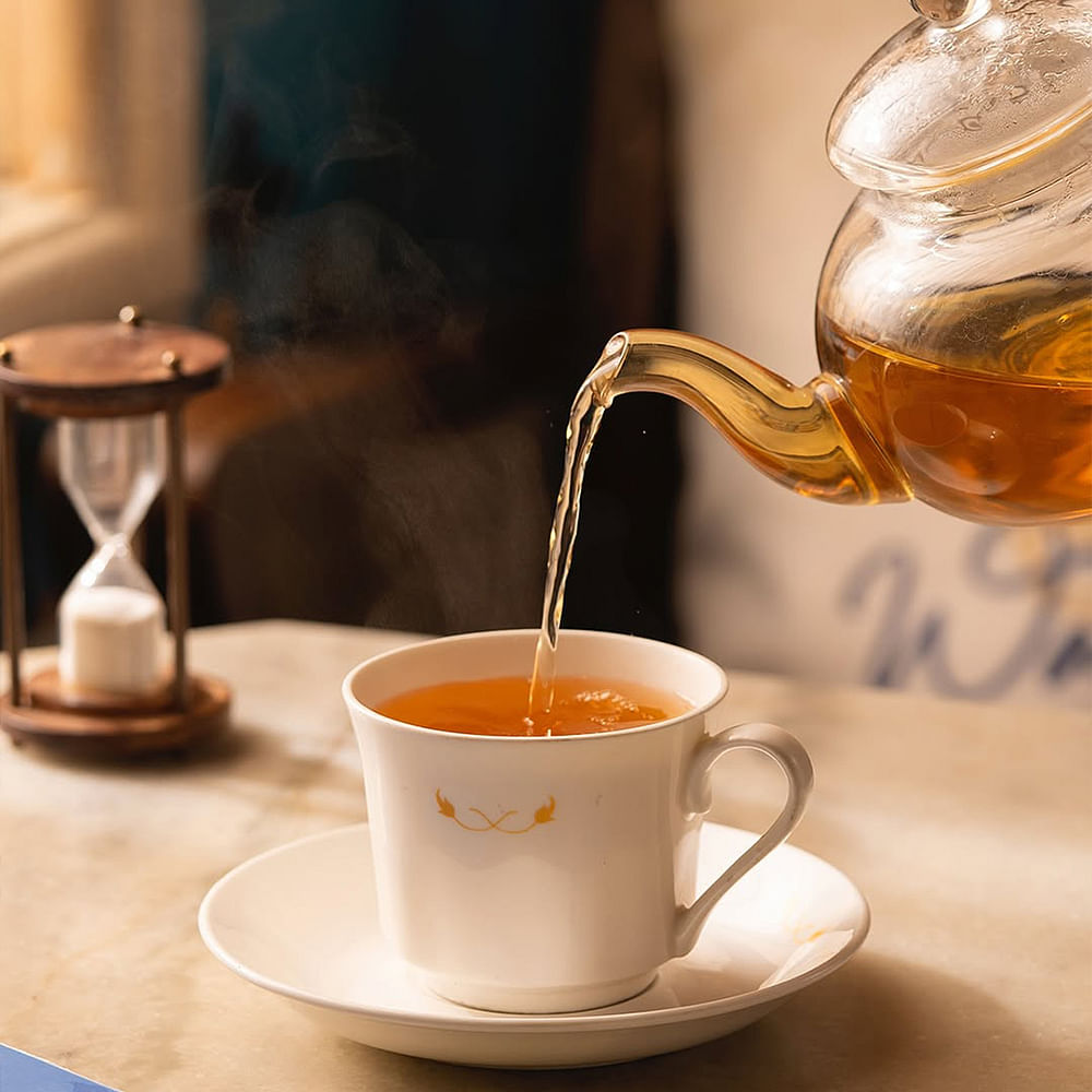 Tableware,Serveware,Drinkware,Cup,Tea,Earl Grey tea,Liquid,Teacup,Darjeeling tea,Coffee cup