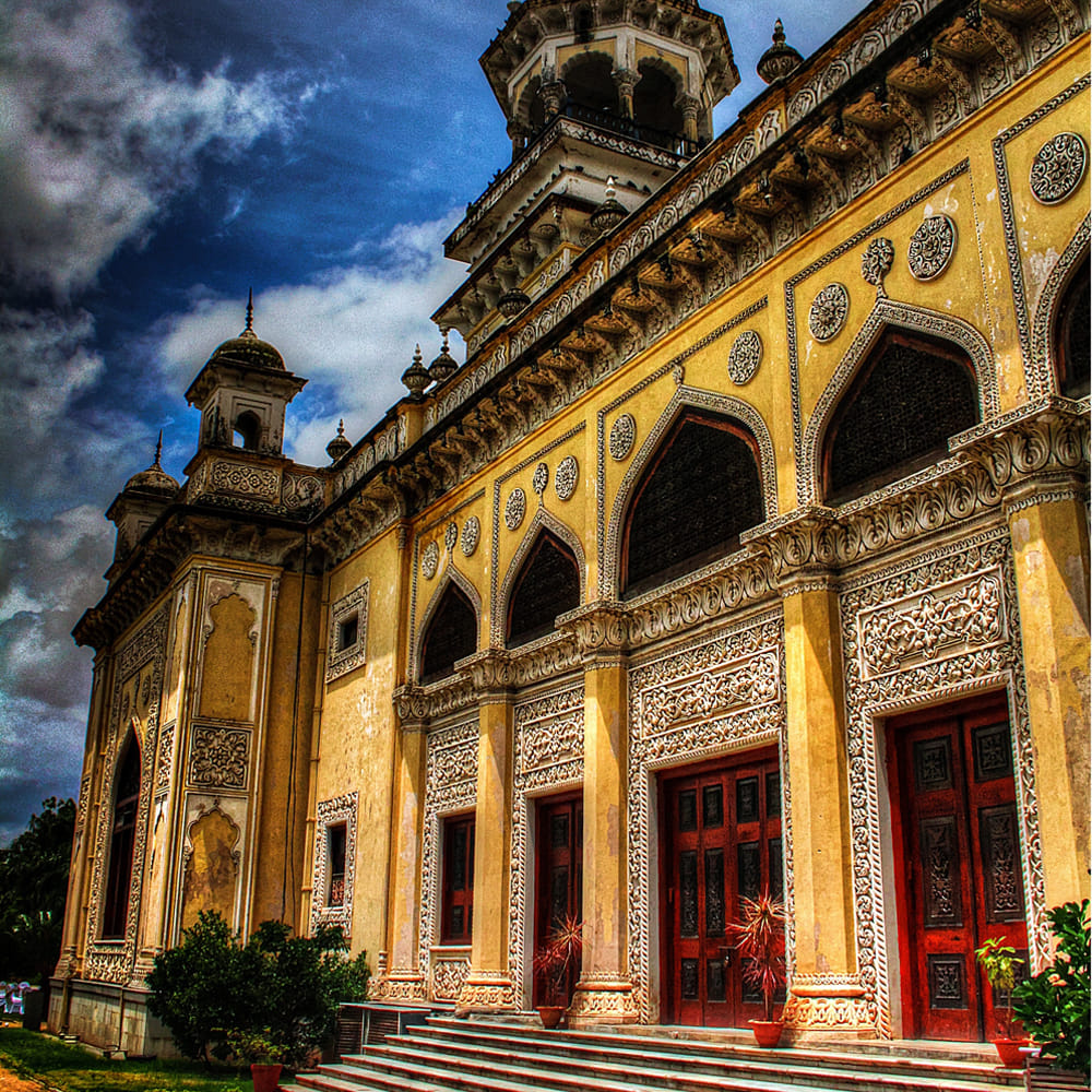Architecture,Landmark,Tourist attraction,Historic site,Classical architecture,Symmetry,Palace,Stock photography