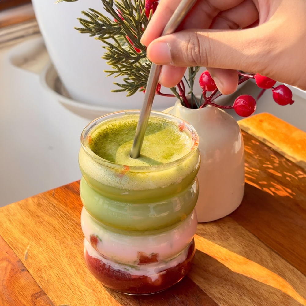 Tableware,Food,Ingredient,Recipe,Dessert,Health shake,Non-alcoholic drink,Smoothie,Juice