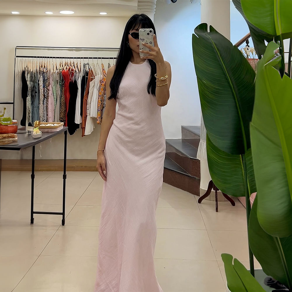 Fashion,Textile,Pink,One-piece garment,Dress,Waist,Day Dress,Boutique,Fashion design,Gown