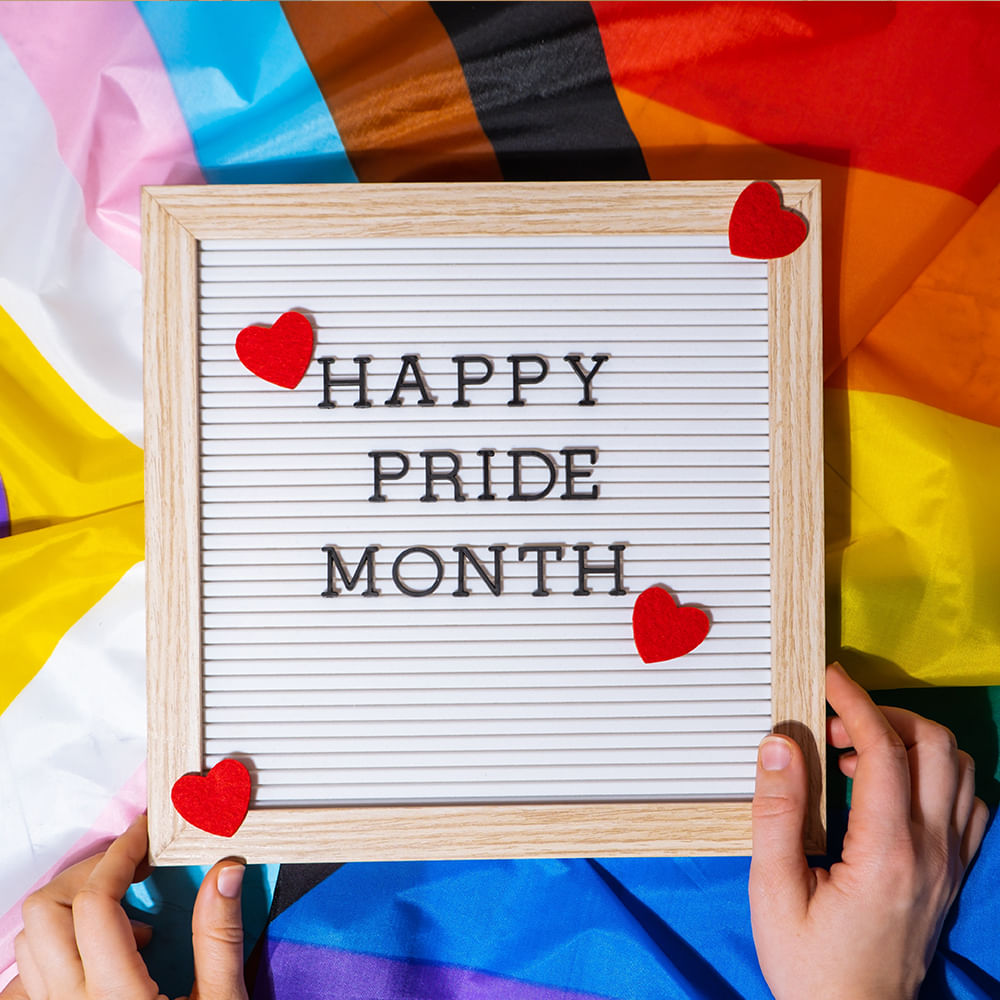 Happiness,Smile,Facial expression,Heart,Love,Graphics,Handwriting,Laughter