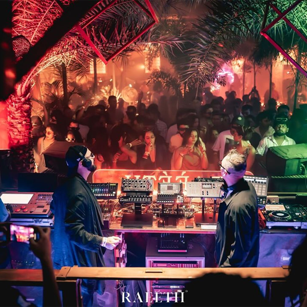 Entertainment,Music venue,Party,Lighting,Disc jockey,Electronic device,Electronics,Public event,Electronic musical instrument,Mixing console