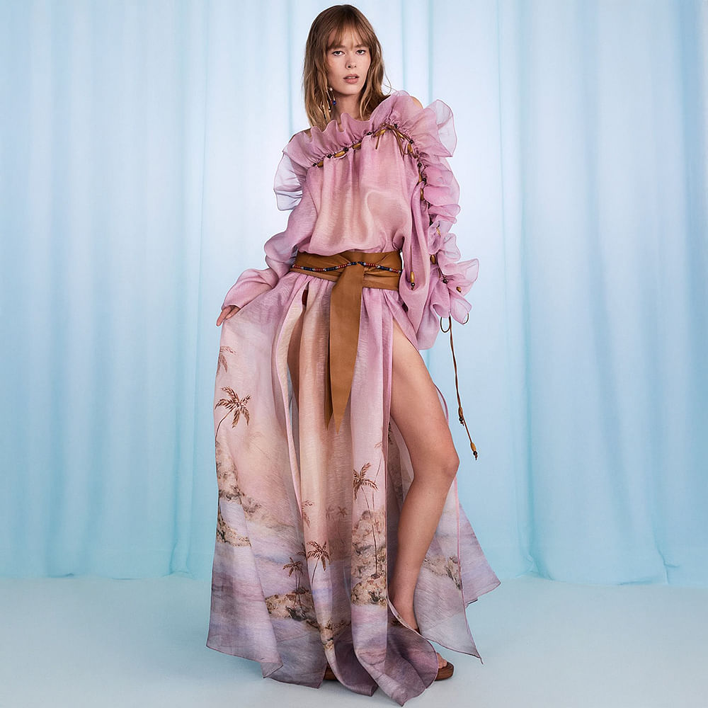 Fashion,Beauty,Dress,Pink,Fashion Model,One-piece garment,Waist,Day Dress,Model,Haute couture