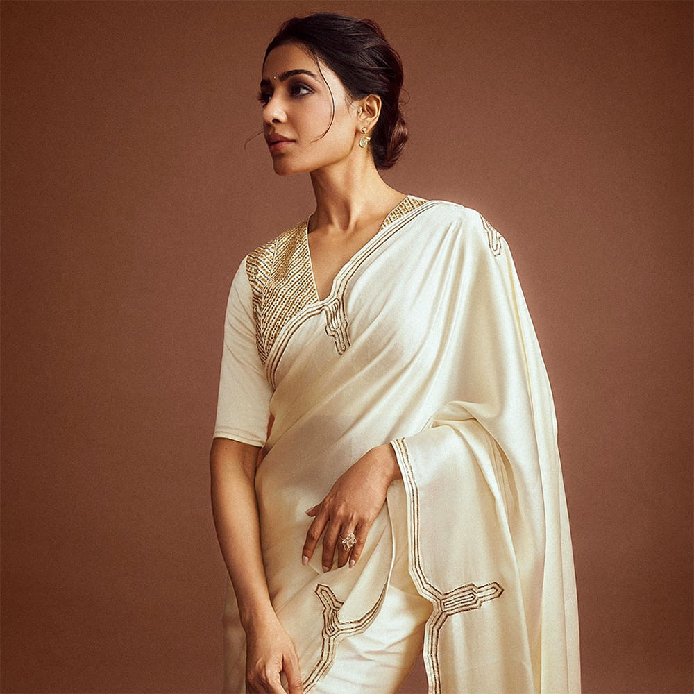 Sari,Fashion,Silk,Waist,Fashion Model,Fashion design,Photo shoot,Model,Abdomen