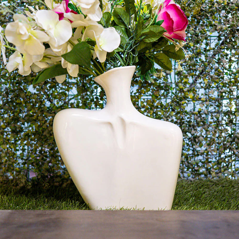 10 Body Sculpted Decor Pieces Like Anissa Kermiche Under INR 7K | LBB