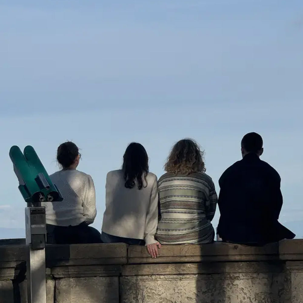 Standing,Leisure,Travel,Human back,Vacation,Walking