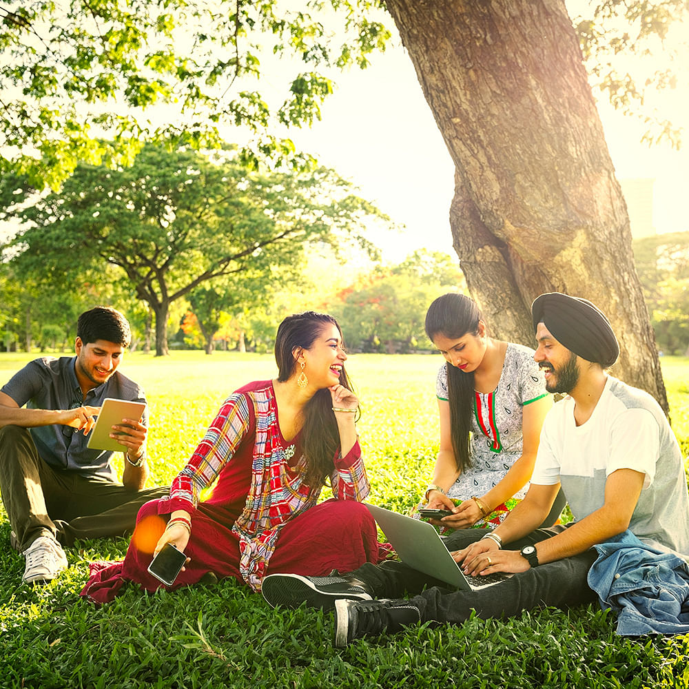 People,Happiness,Shoe,Jeans,Trousers,Leg,Recreation,Smile,Youth,Leisure