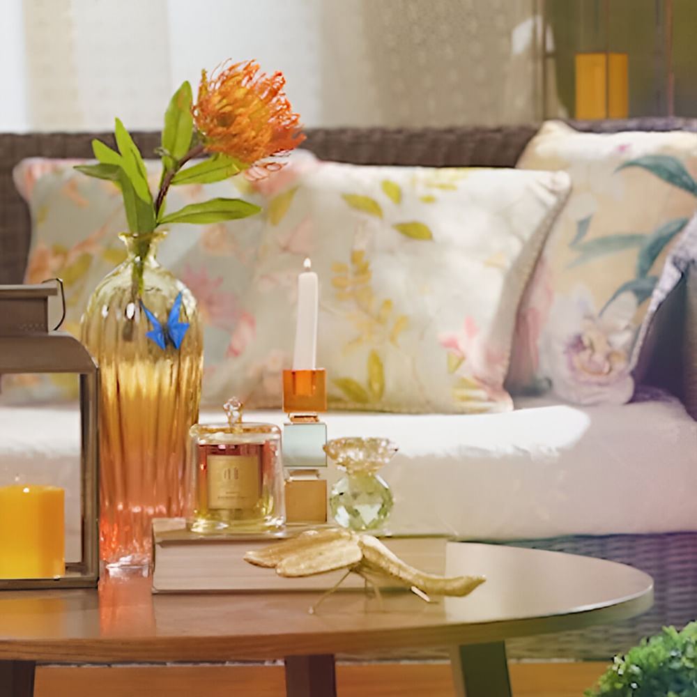 Flower,Yellow,Petal,Cut flowers,Flower bouquet,Floristry,Interior design,Flower Arranging,Vase,Pink