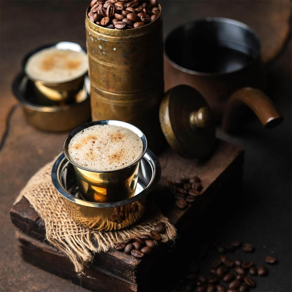 Tableware,Coffee,Cup,Serveware,Drinkware,Coffee cup,Ingredient,Teacup,Wiener Melange,Espresso