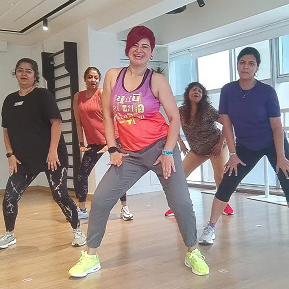 Shoe,Physical fitness,Leg,Entertainment,Choreography,Performing Arts,Sportswear,Exercise,Dance,Waist