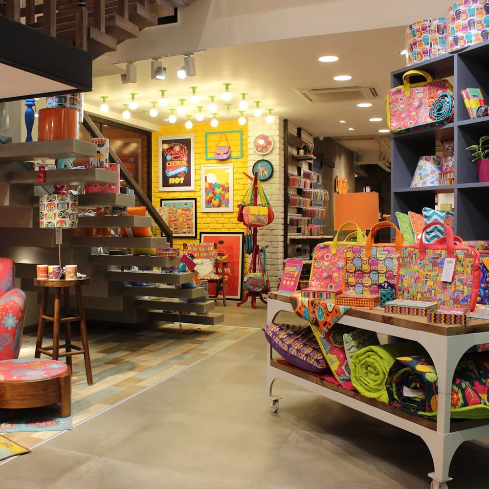 Interior design,Shelf,Retail,Shelving,Ceiling,Collection,Decoration,Plastic,Light fixture,Toy