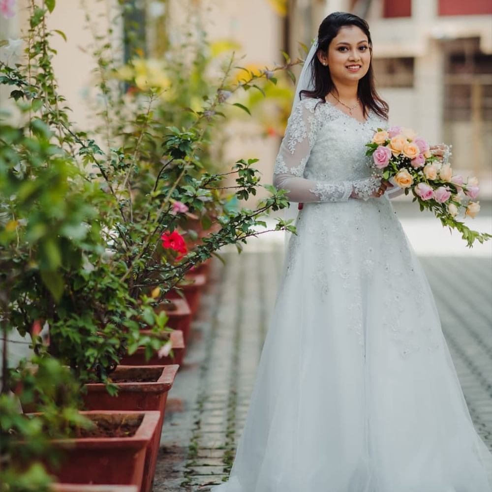 Photograph,Wedding dress,Sleeve,Gown,Dress,Bride,Formal wear,Shoulder,Bridal Clothing,Hairstyle