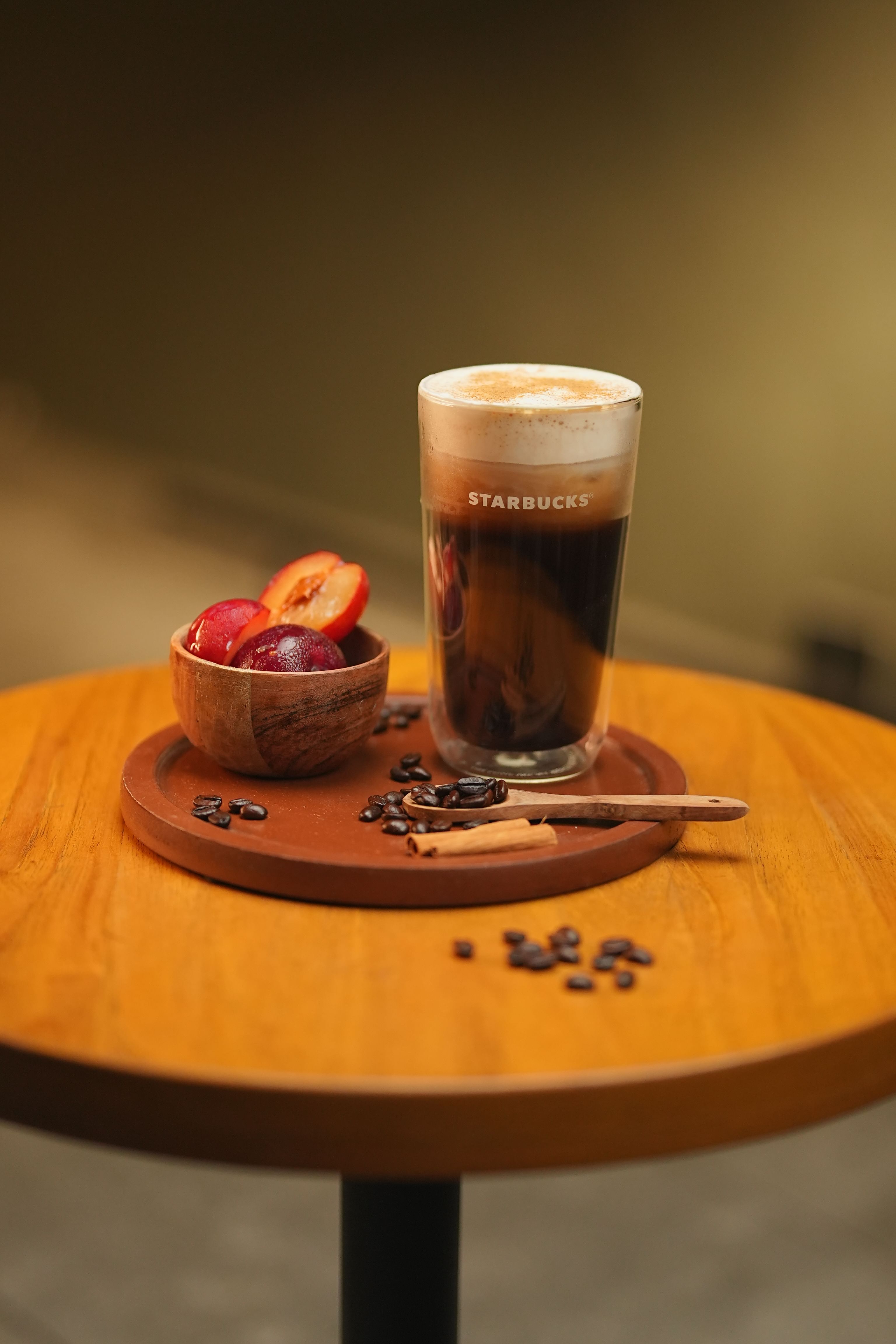 Tableware,Coffee,Drinkware,Caffè macchiato,Serveware,Food,Cup,Cup,Caffè mocha,Cortado