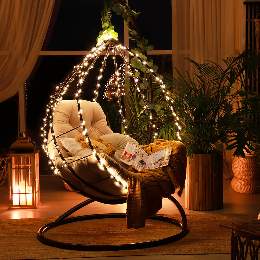 Lighting,Furniture,Swing,Chair,Natural material,Christmas decoration,Living room,Rocking chair,Decoration,Christmas Day