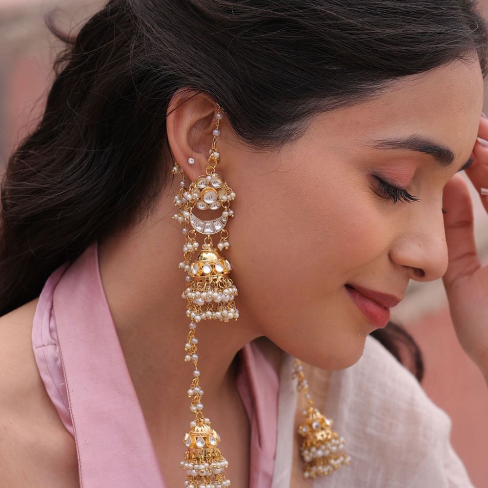 Jewellery,Earring,Neck,Body Jewelry,Gemstone,Natural material,Crystal,Pearl,Necklace,Jewelry Making