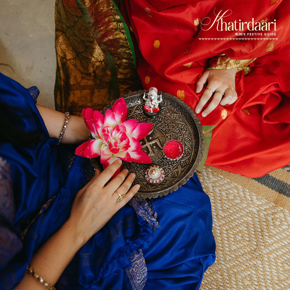 Petal,Pink,Tradition,Silk,Artificial flower,Floral design,Cut flowers,Lotus,Rose family