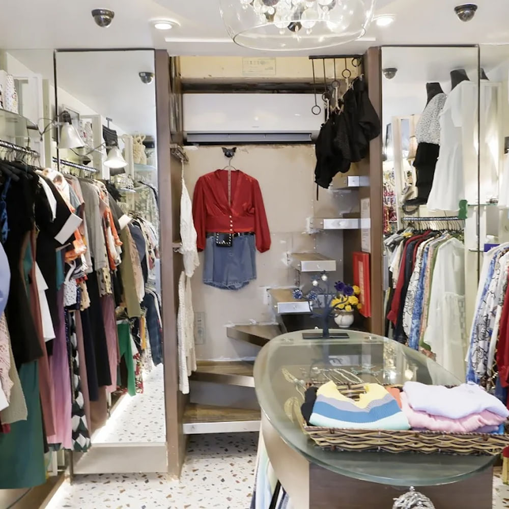 Retail,Boutique,Textile,Fashion,Interior design,Clothes hanger,Shelving,Closet,Shelf,Bag