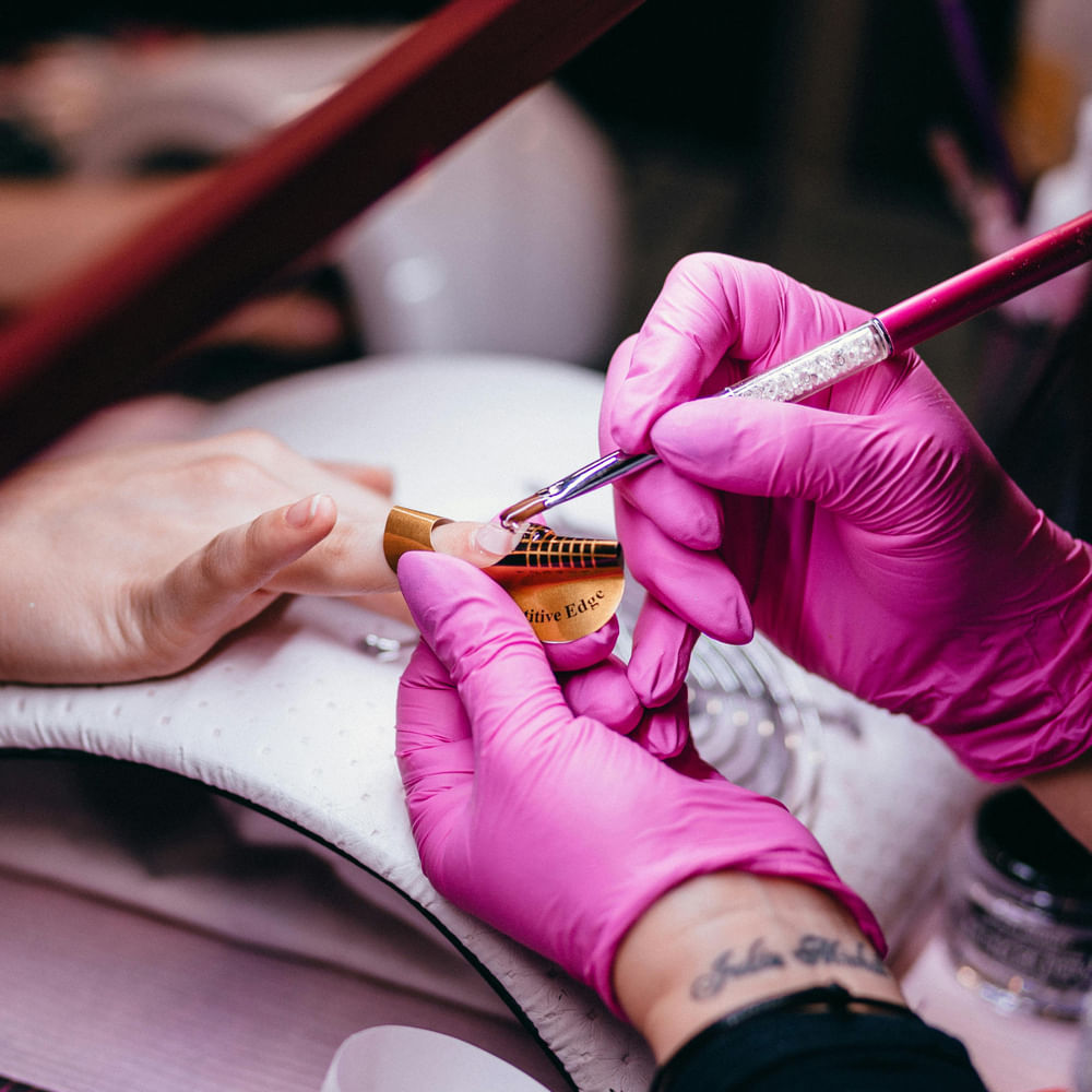 Finger,Nail,Thumb,Safety Glove,Flesh,Medical glove,Office supplies,Cosmetics,Office Instrument