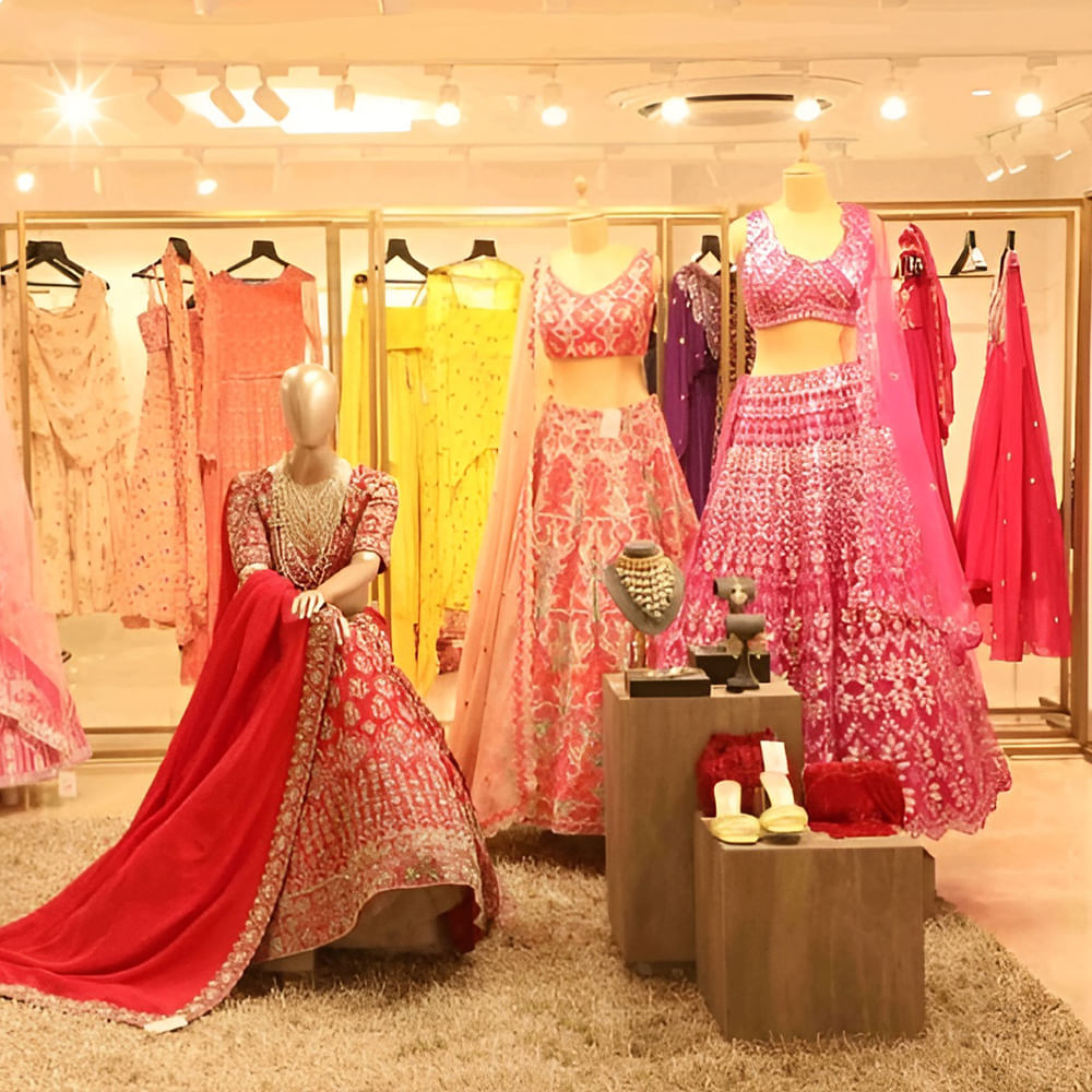 Textile,Interior design,Retail,Ceiling,Boutique,Decoration,Market,Sari,Outlet store,Collection