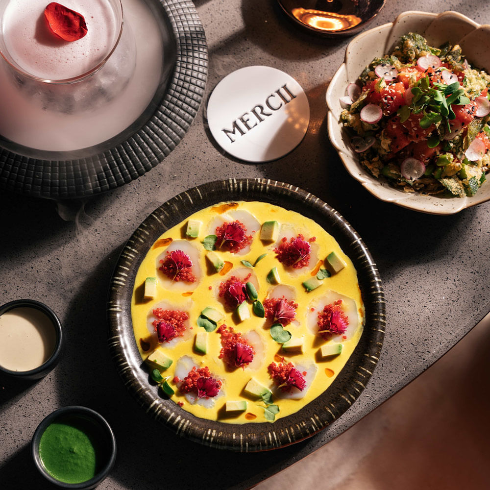 Food,Tableware,Ingredient,Fruit,Produce,Recipe,Culinary arts,Garnish,Cooking,Dessert