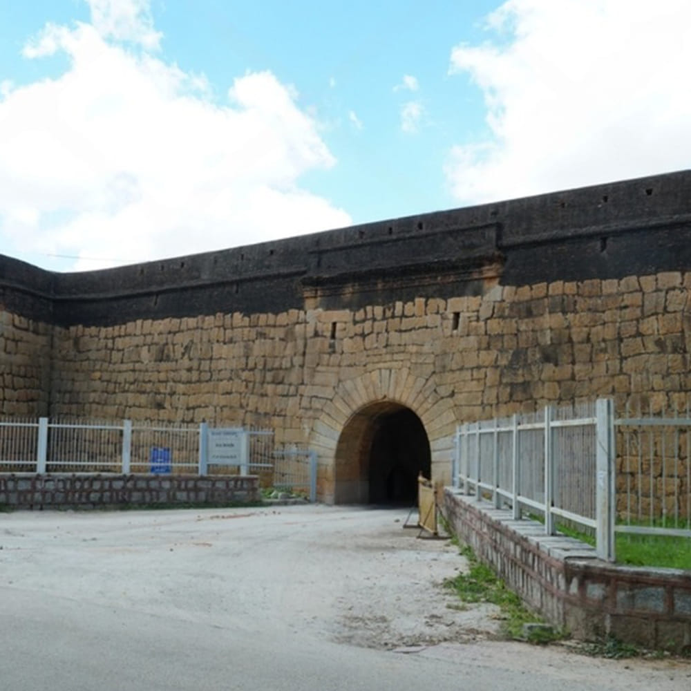 img-gallery-featured