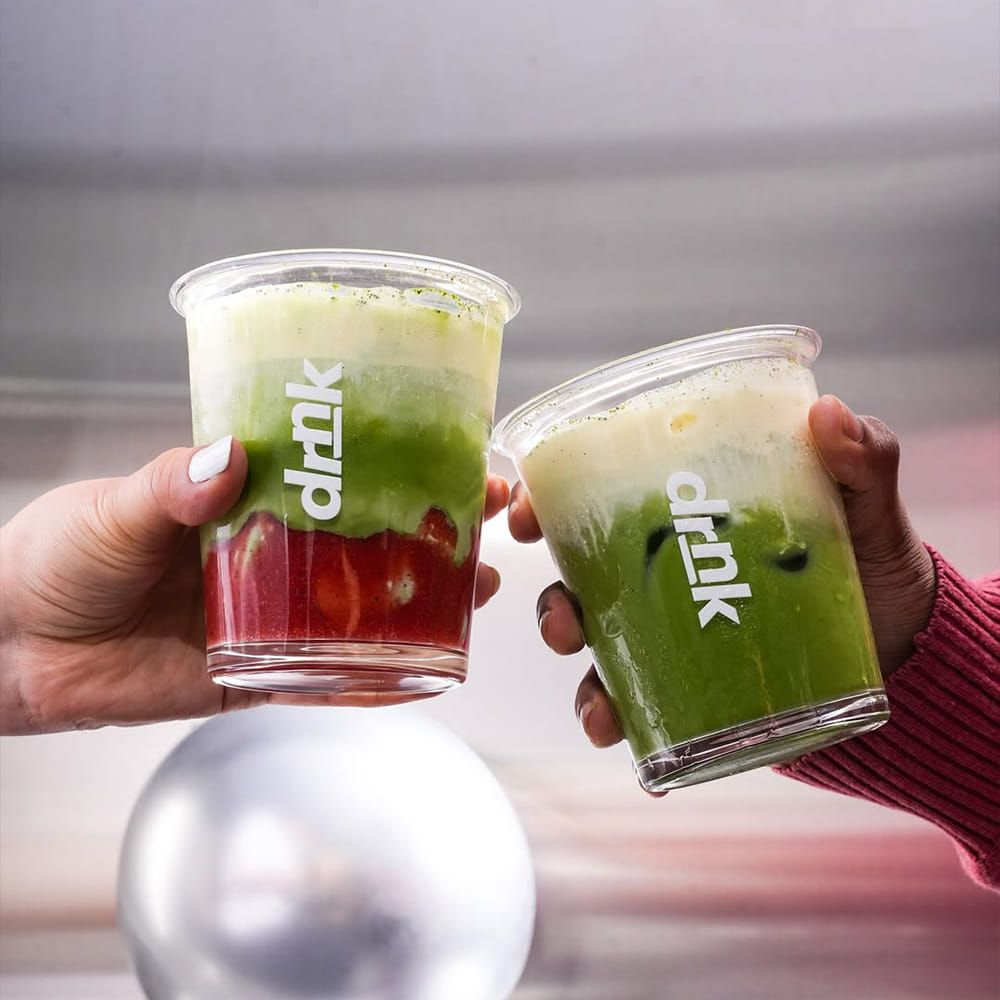 Food,Health shake,Soft drink,Ingredient,Non-alcoholic drink,Juice,Aojiru,Drinking straw,Vegetable juice,Smoothie